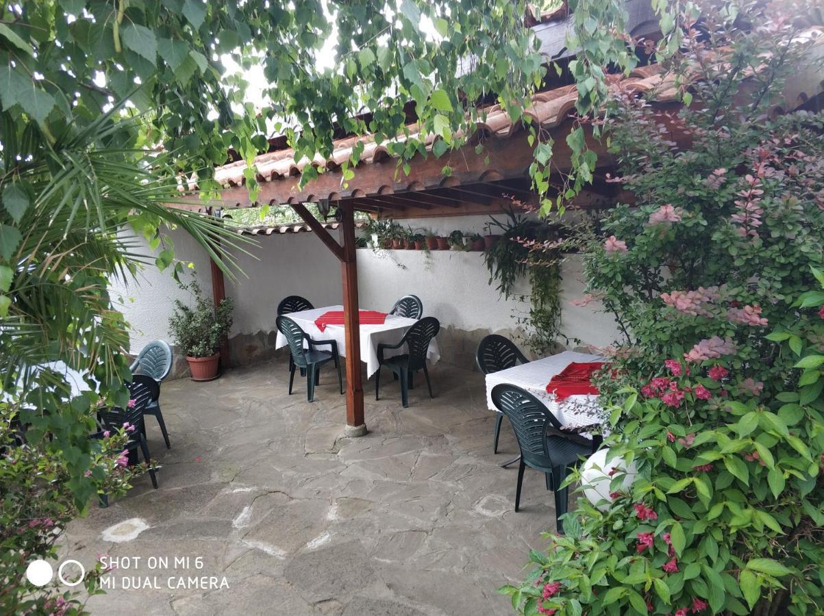 Papanovata House Enina Exterior foto