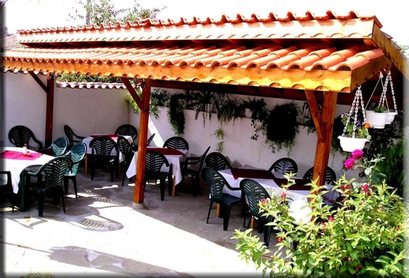 Papanovata House Enina Exterior foto